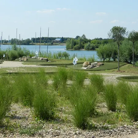 Floating 44 - Deine 4 Holiday home *