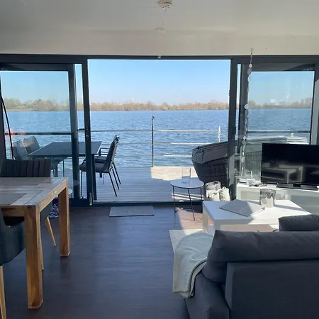 Floating 44 - Deine 4 * Xanten
