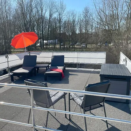 Floating 44 - Deine 4 *