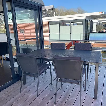 Floating 44 - Deine 4 *