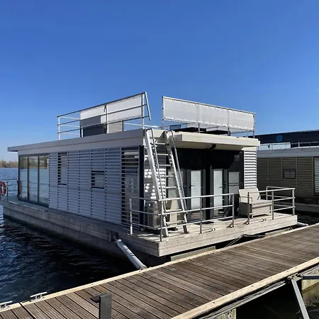 Floating 44 - Deine 4 * Xanten