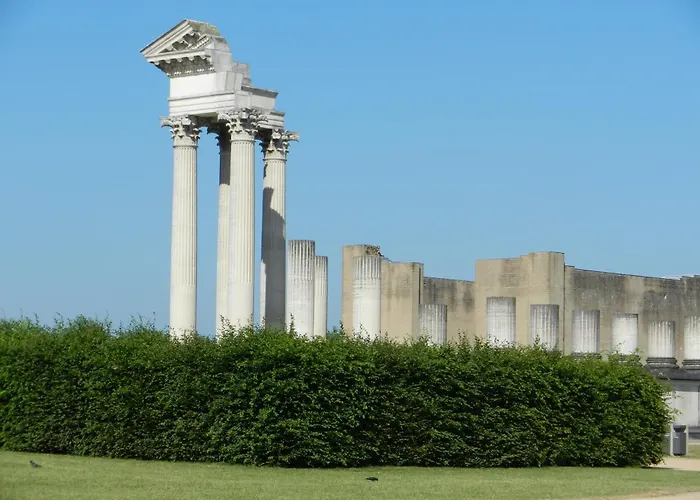 Floating 44 - Deine 4 * إكسانتن