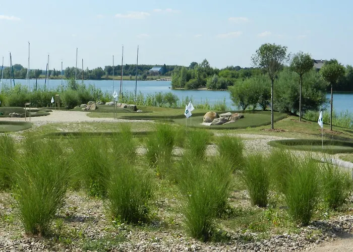 Floating 44 - Deine 4 بيت للعطل *