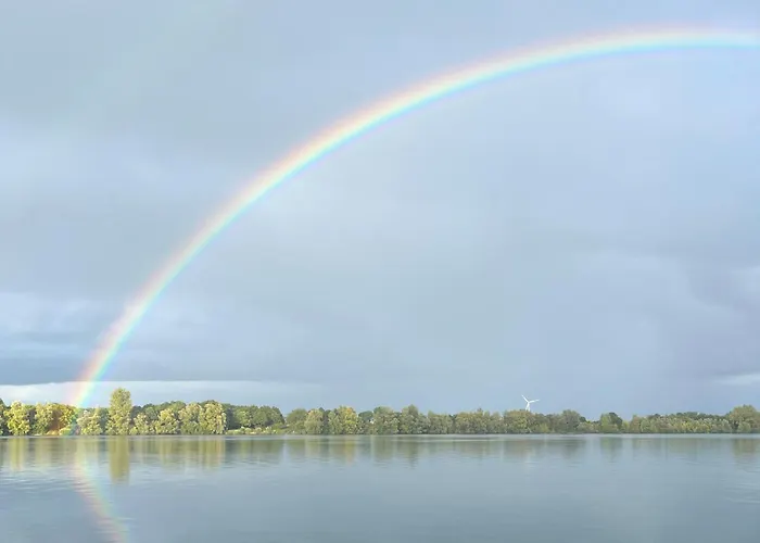 Floating 44 - Deine 4 إكسانتن